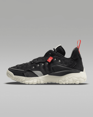 Jordan Delta 2 Men's Shoe. Nike LU